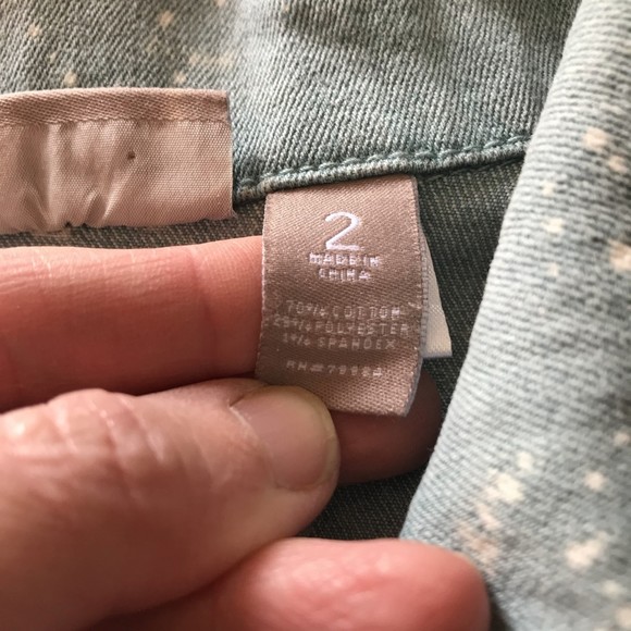 CHICO'S sz 2 Tie Dye Ombre Bleach Dyed Denim Jean Jacket Scruntchy Sleeve Cuffs - Picture 4 of 8